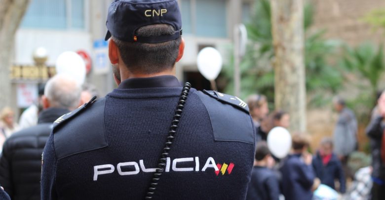 Detenido en Sagunt a un joven por apuntar con una escopeta a los viandantes