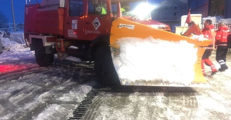 Cinco carreteras sigue cortadas por la nieve en Castellón