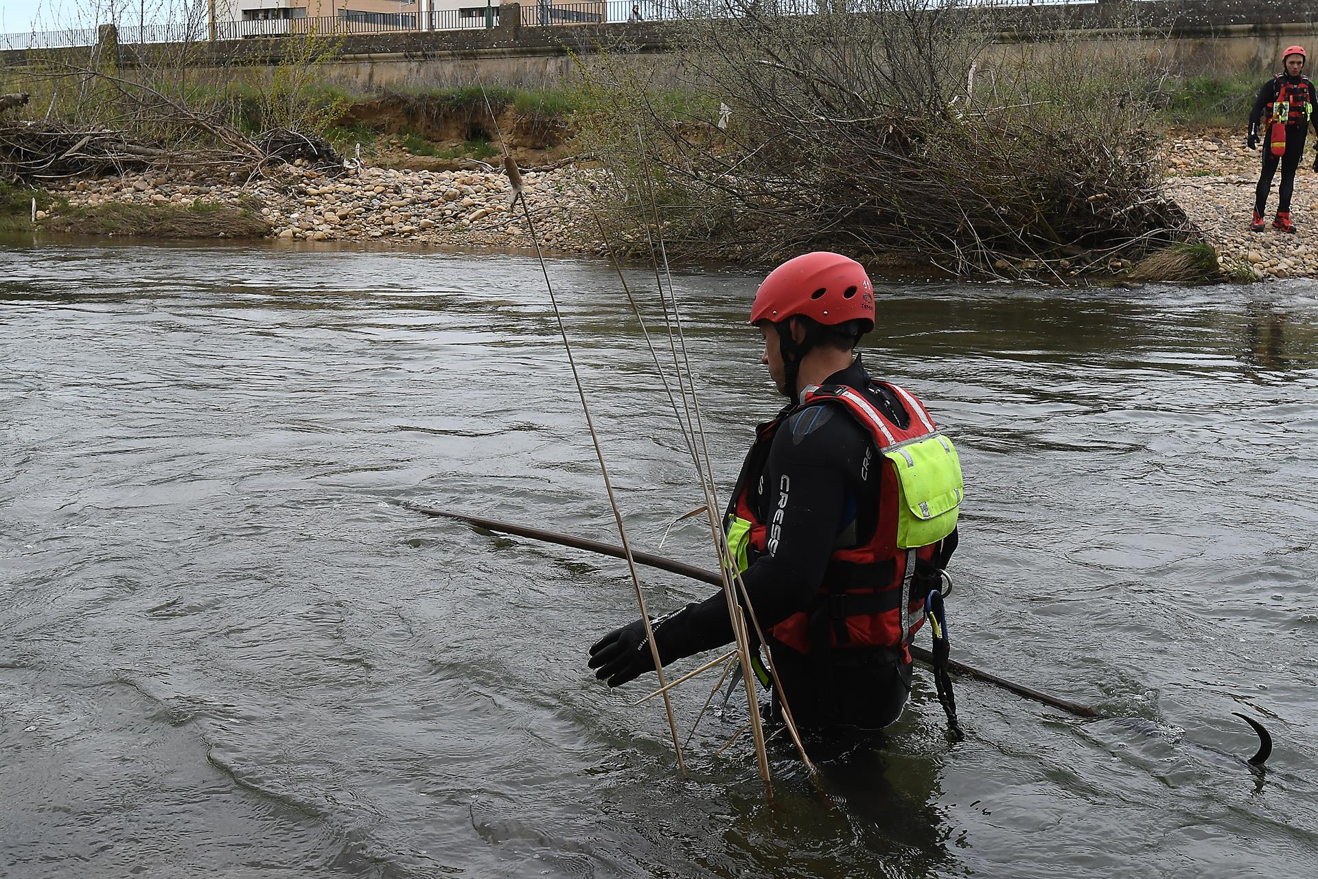 Muere un hombre en el río Turia a su paso por Benaguasil (Valencia)
