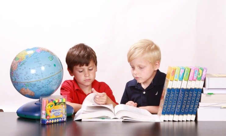 ¿Cómo ayudar a los niños a aprender inglés desde pequeños?