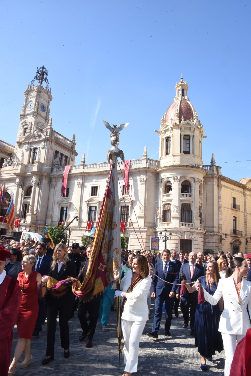 Calles cortadas en València con motivo del 9 d'Octubre