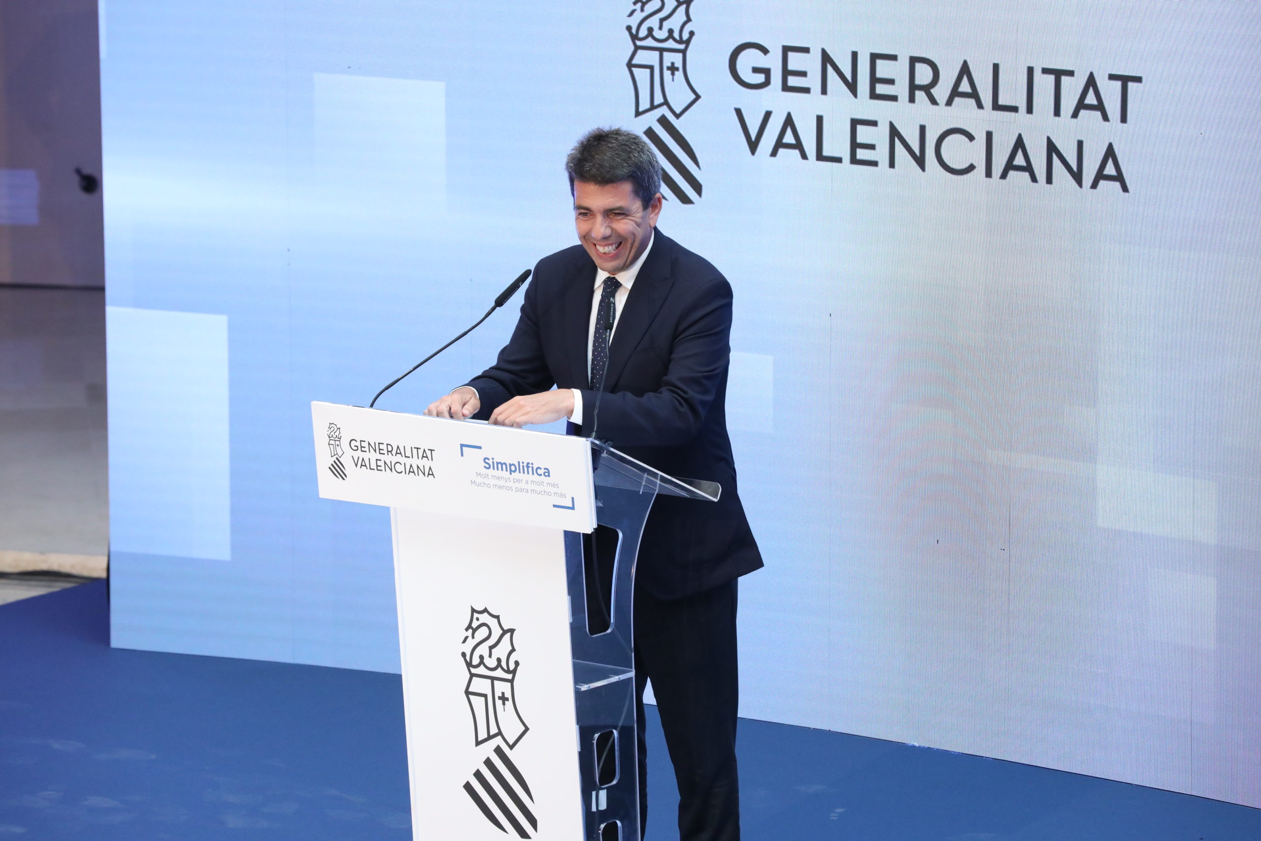Generalitat permitirá abrir negocio con declaración responsable