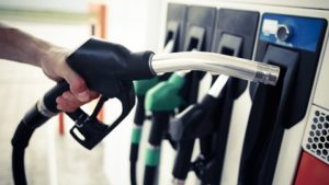 Importante aviso de Repsol y Cepsa por el descuento en el precio de la gasolina este verano