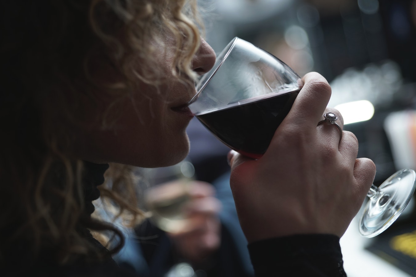 Sanidad quiere pedir a los restaurantes que eliminen el vino y la cerveza de sus menús