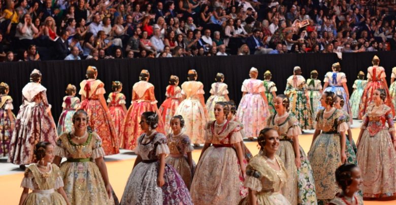 gala de Elección de Cortes de Honor