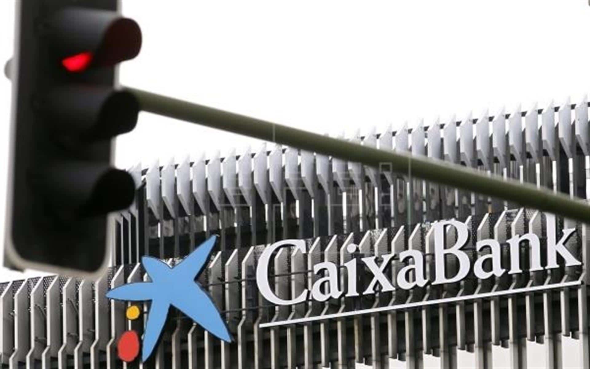 Este es el importante aviso de Caixabank a su clientes