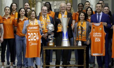 València se tiñe de naranja para celebrar una “nueva era” del baloncesto femenino español