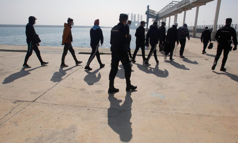 REGULARIZACIÓN INMIGRANTES