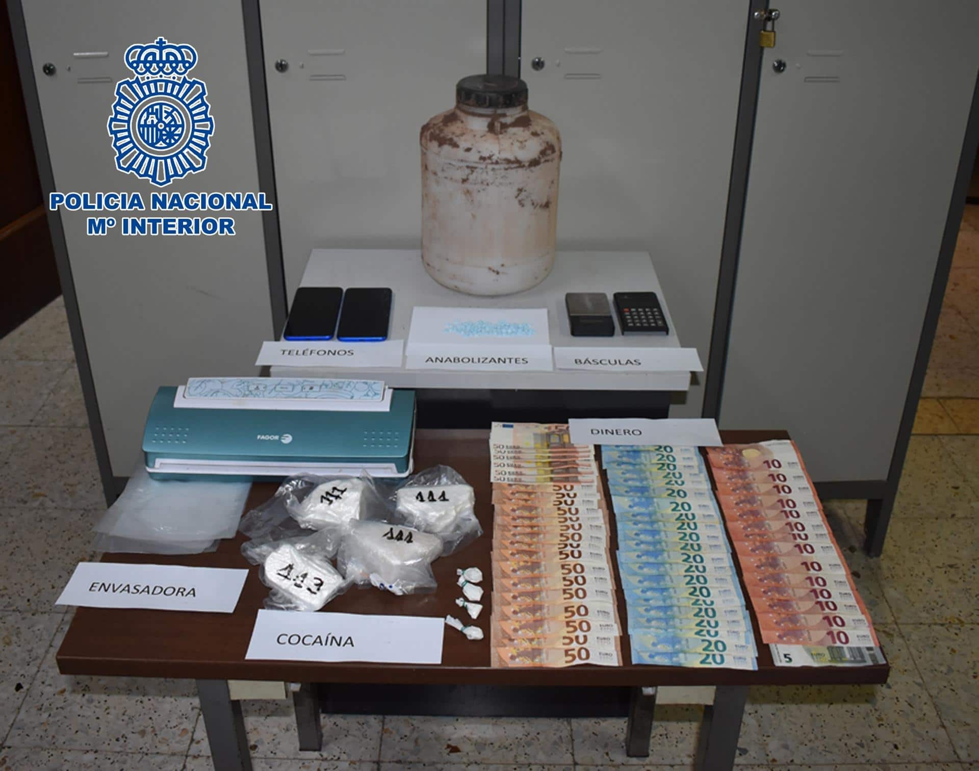 Detenida una pareja en València que vendía cocaína en Sagunt y Gilet
