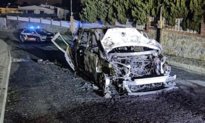 Detenida una mujer en busca y captura tras arder el coche en el que viajaba