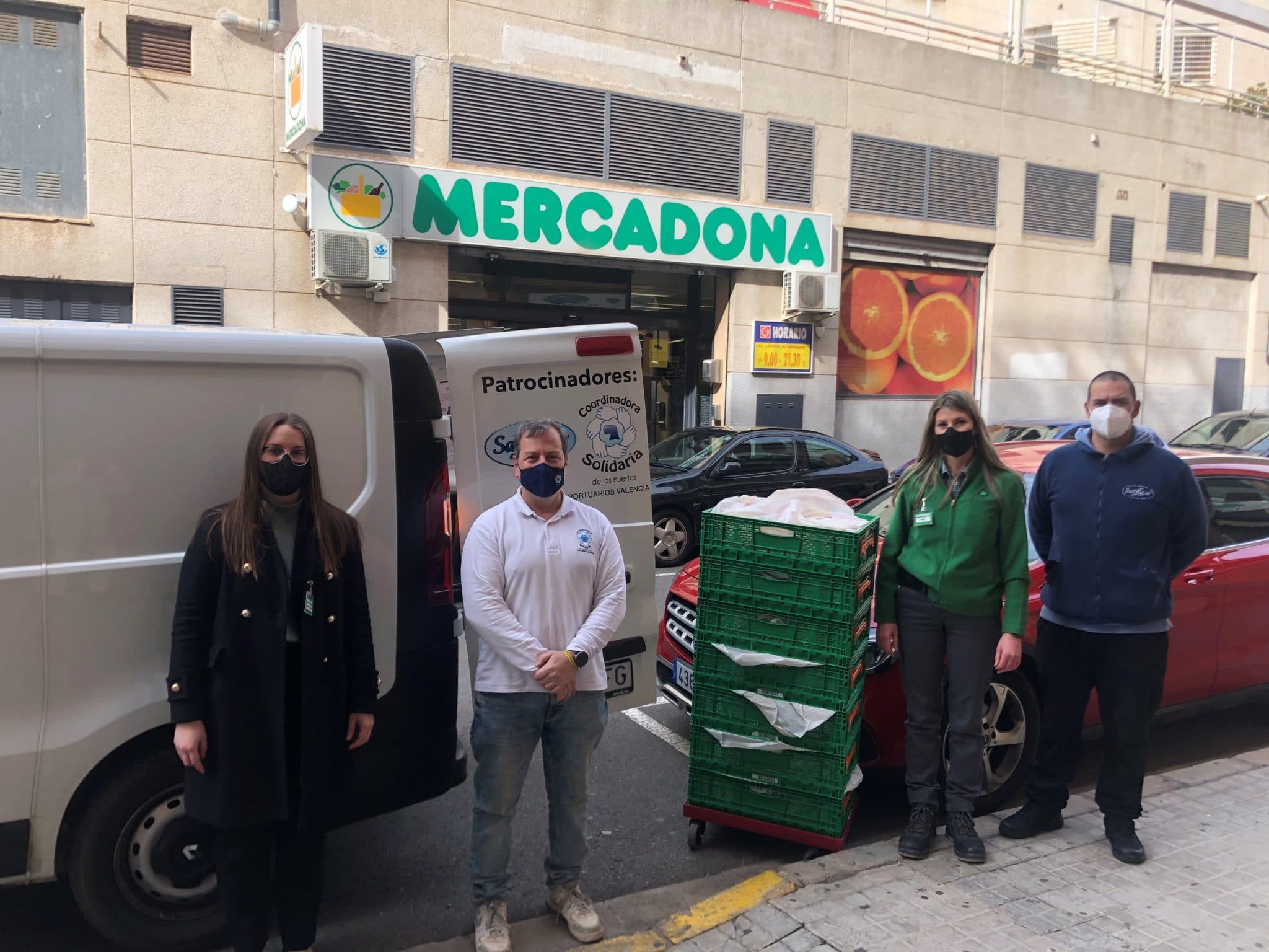 Mercadona amplía su red social en València colaborando con el comedor El Puchero