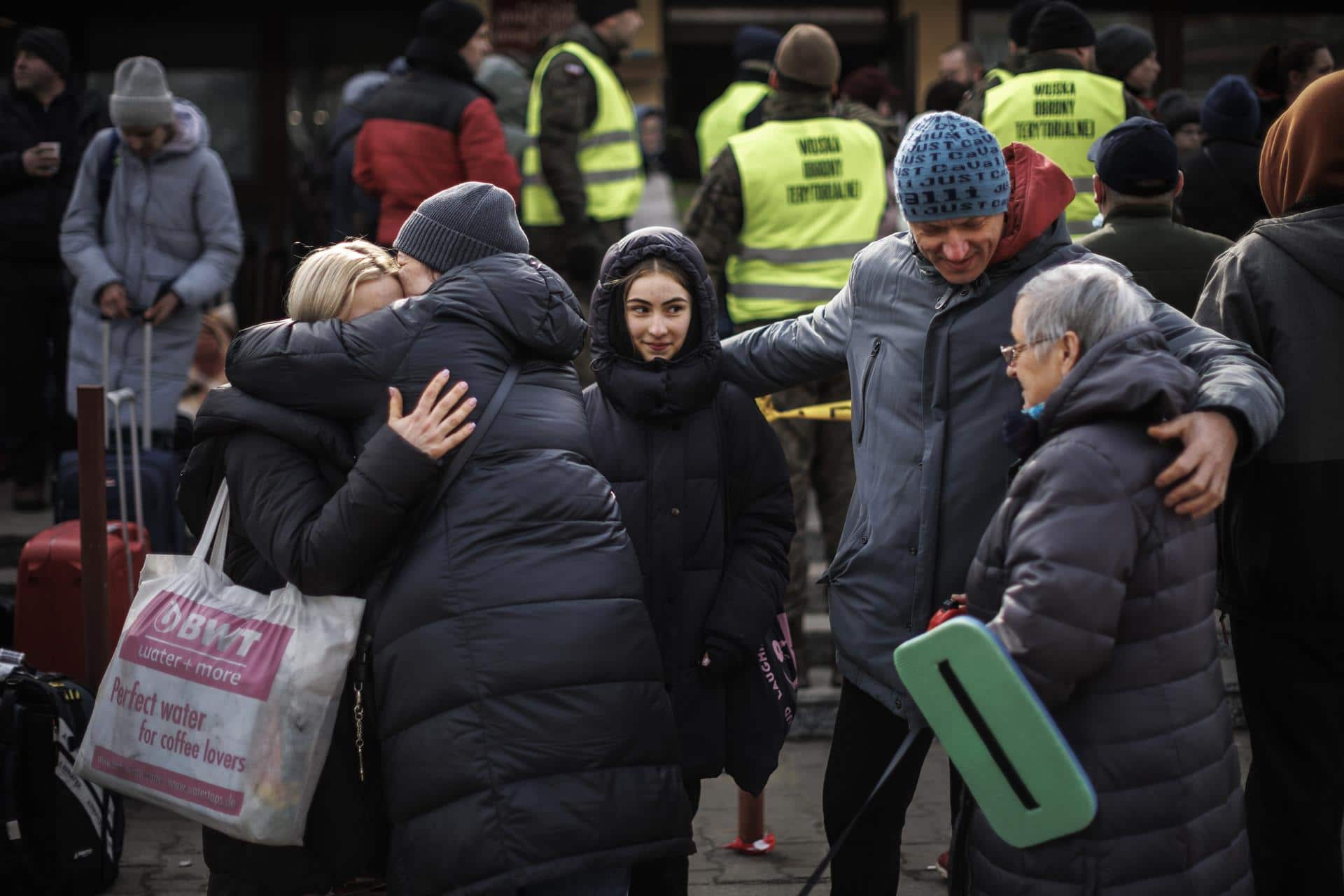 Llegan a València las primeras familias ucranianas, cansados pero tranquilos