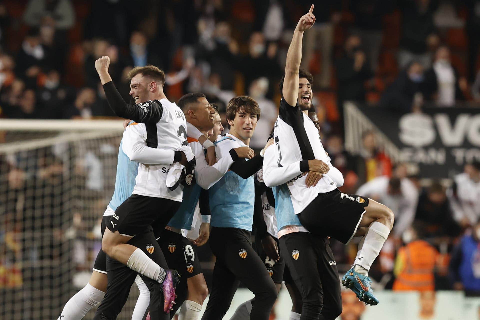 El Valencia se mete en la final de Copa