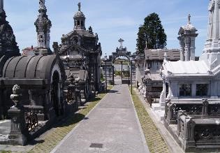 Cementerio de la Carriona en Avilés,