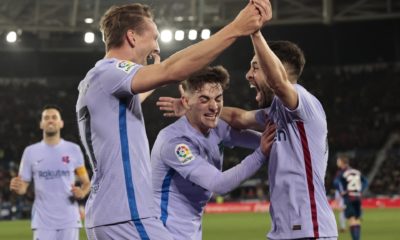 Luuk de Jong rescata al Barcelona en la prolongación (2-3)
