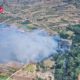 Dos helicópteros y un avión en un incendio forestal en Beniarrés