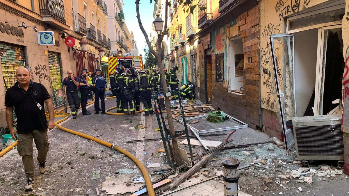 VÍDEO | Varios heridos, uno grave, en la explosión de una vivienda en el centro de Madrid
