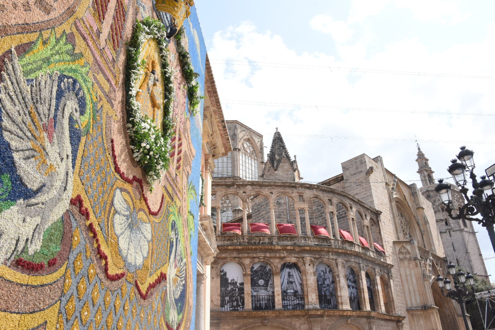 Vox acusa a Nuria Llopis de mentir sobre el tapiz de la Virgen de los Desamparados