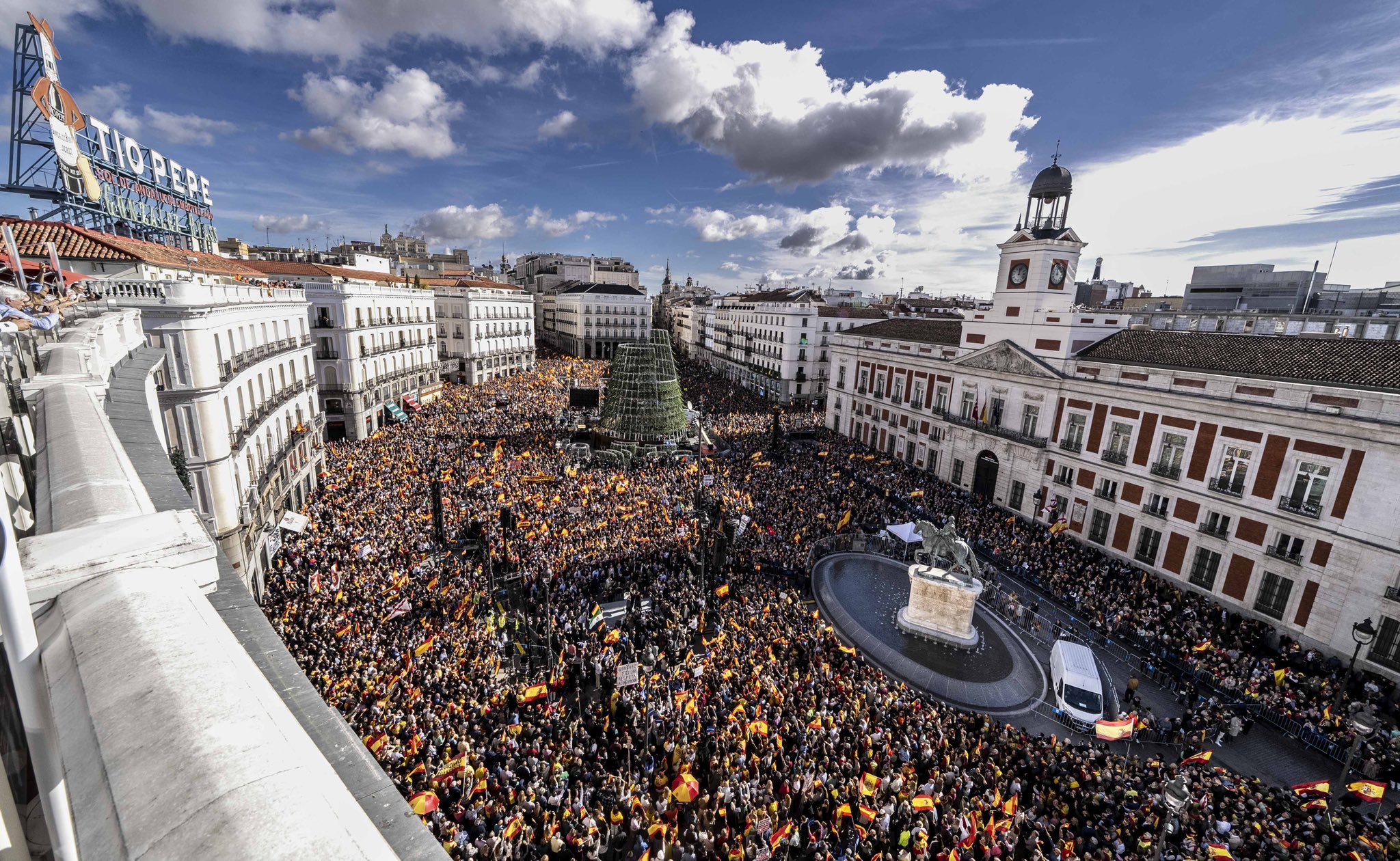 Manifestaciones contra la amnistía y Pedro Sánchez