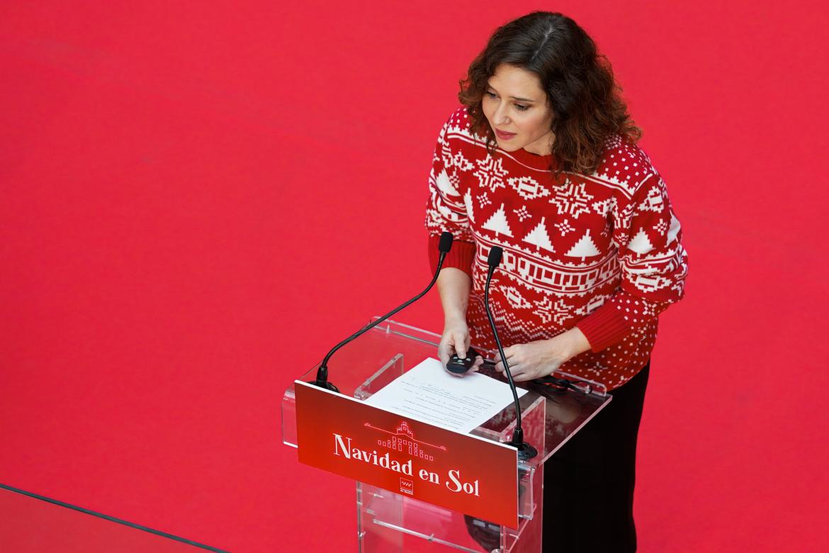 Isabel Díaz Ayuso Navidad jersey