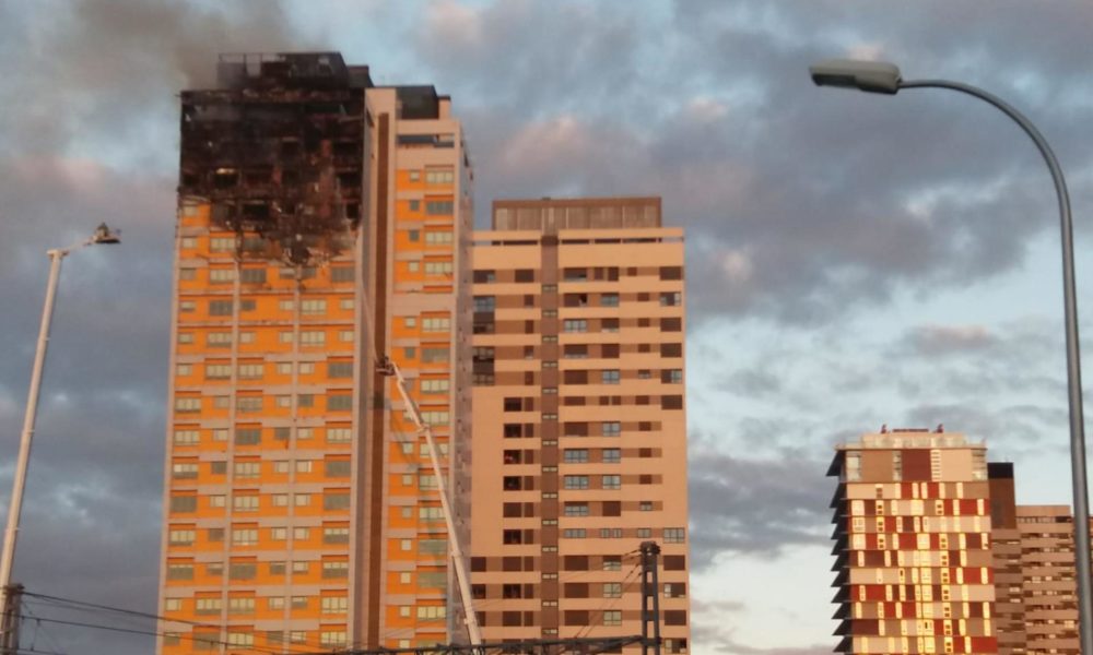 Los materiales del edificio incendiado de Campanar