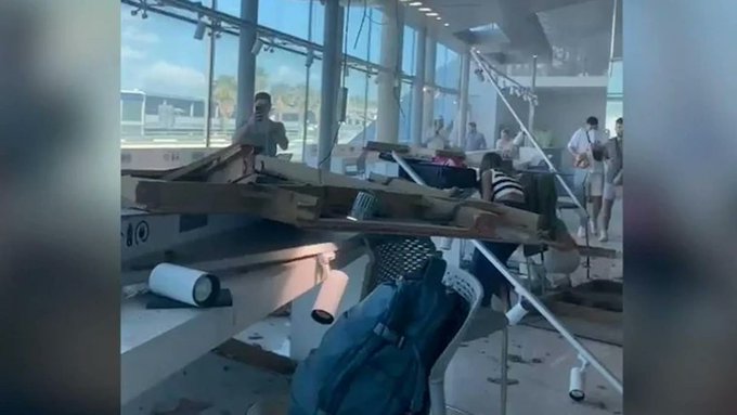 heridos tras caer techo Aeropuerto Manises