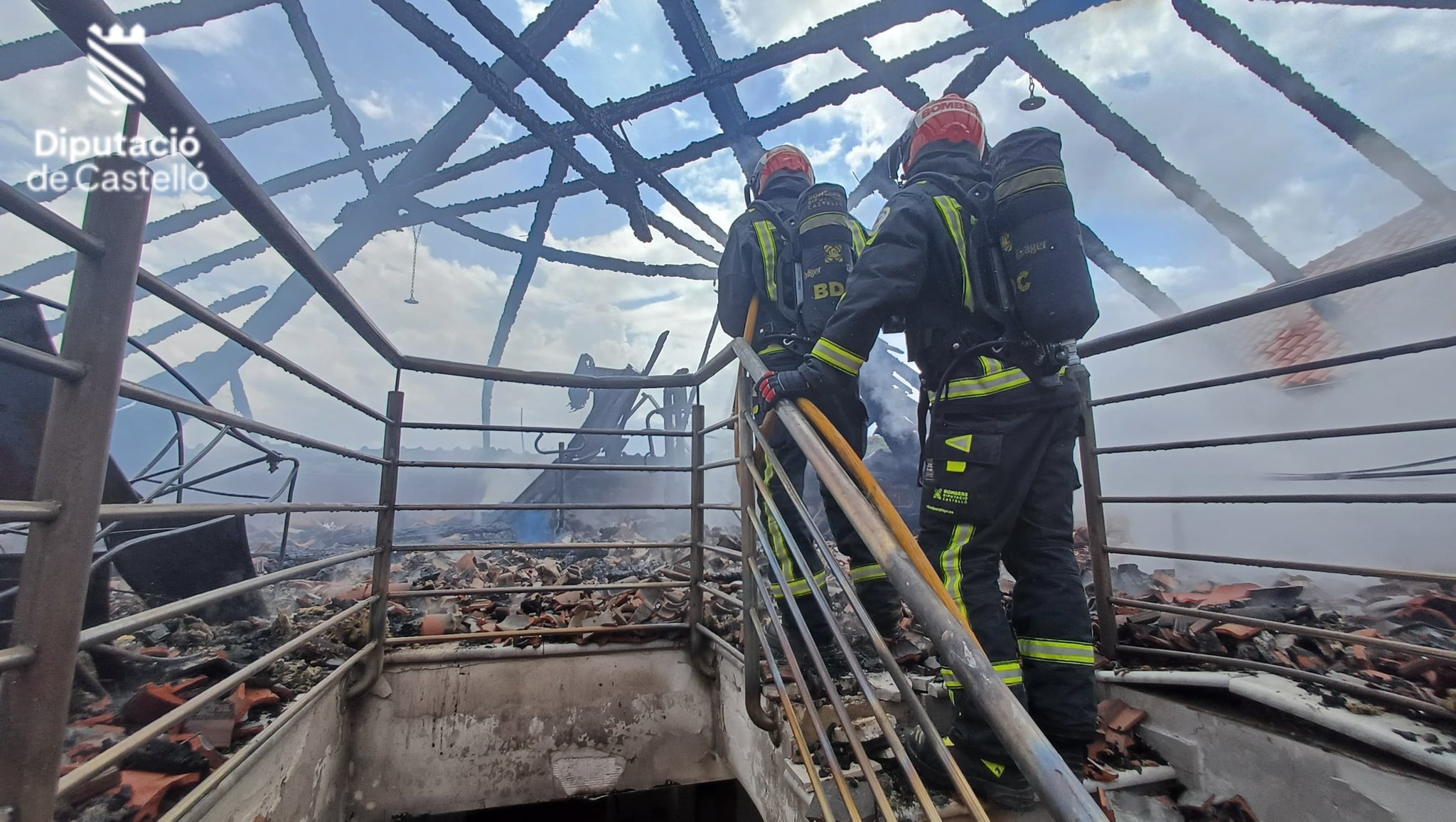 rayo incendio vivienda Vall d'Uixó