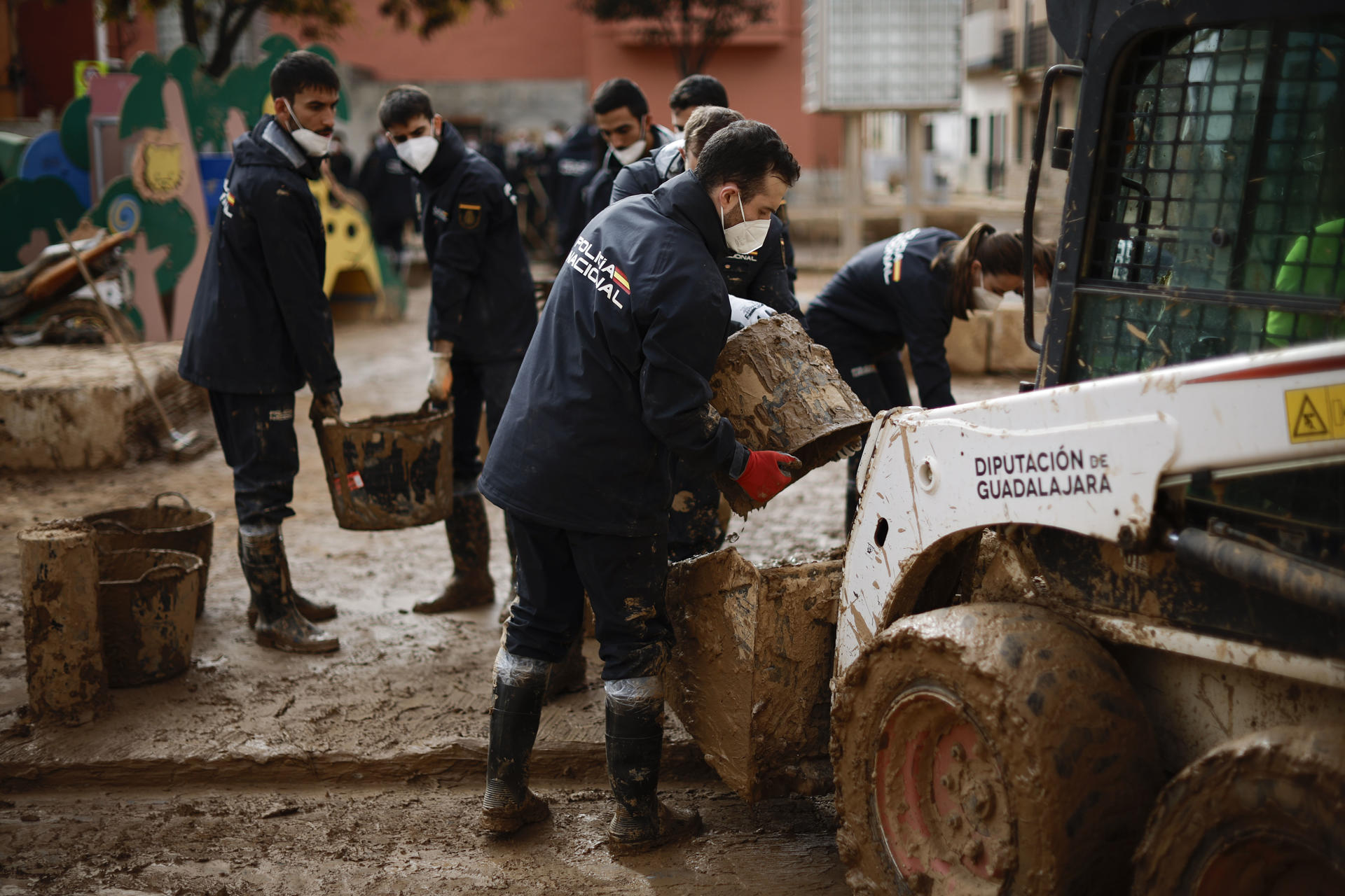 Xirivella rescate coches niña