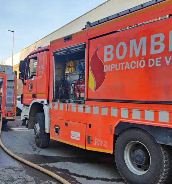 Incendio coche atasco Primado Reig Valencia