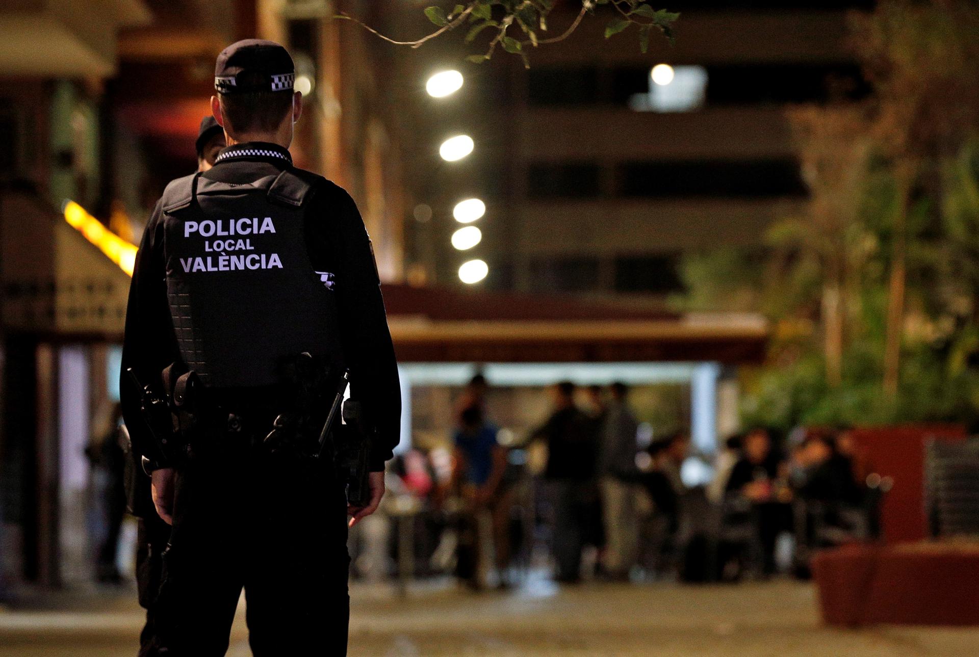 hermanos apuñalar pareja de su madre Nochebuena València