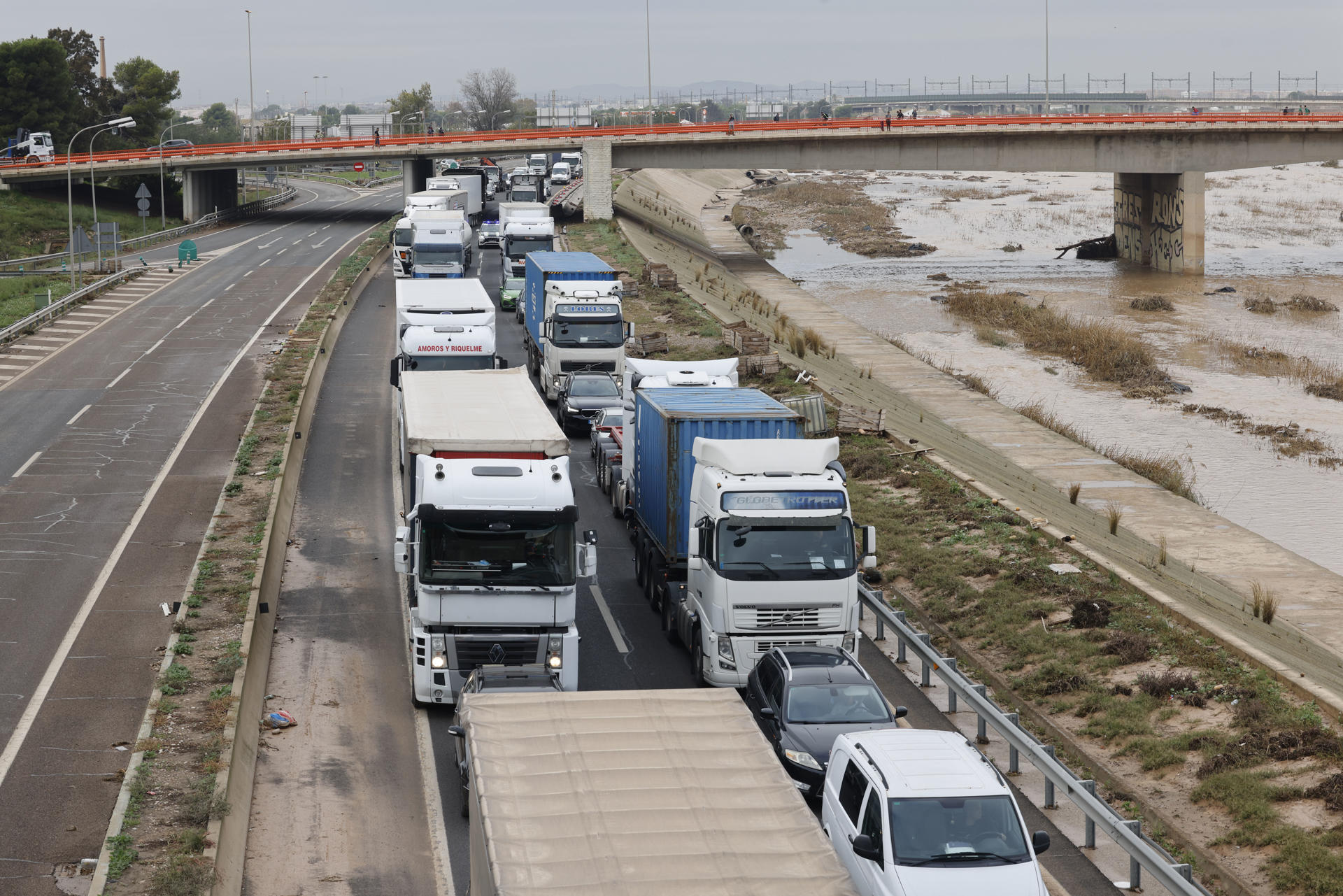 Muere motorista de 44 años Castellar