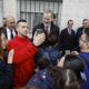 Felipe VI visita las fallas de Torrent antes de asistir a los toros en València