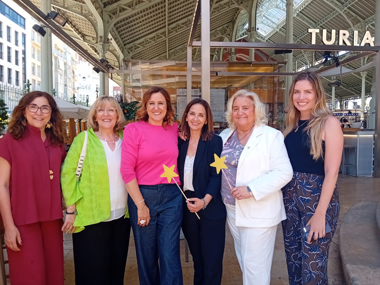 La alcaldesa apoya el Mercado Solidario en Colón de La Fundación Pequeño Deseo
