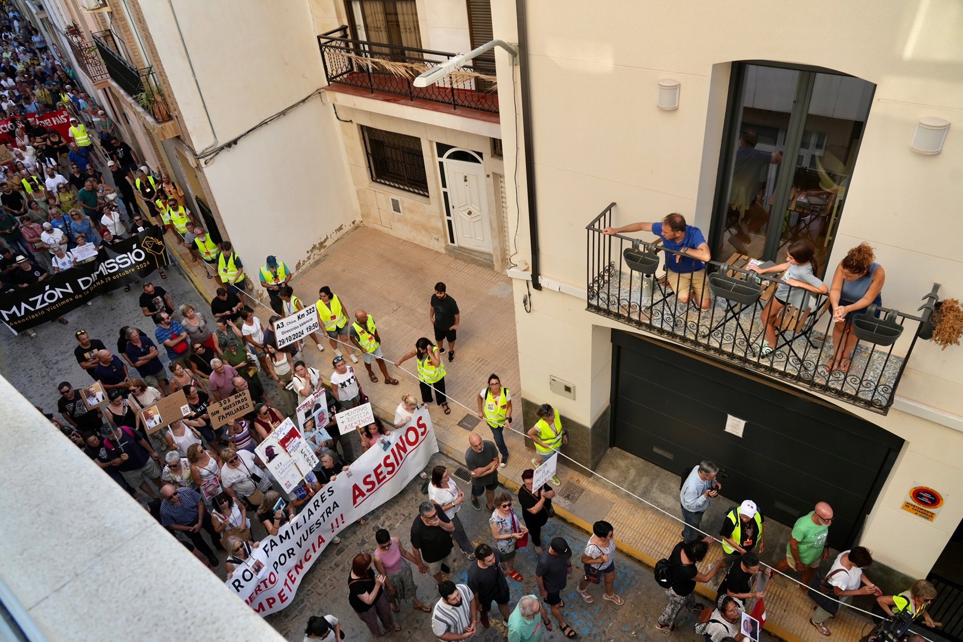 manifestación dimisión Mazón