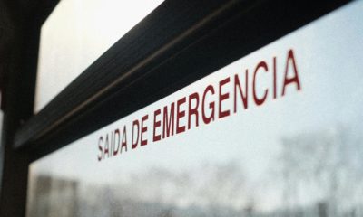 Varios alumnos encuentran un cadáver dentro del autobús escolar
