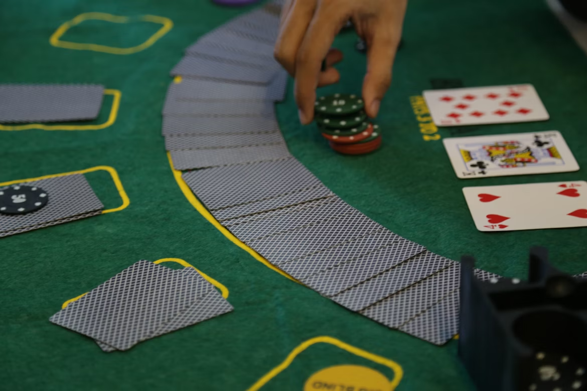 Cómo funcionan los juegos en línea con anfitrión en vivo