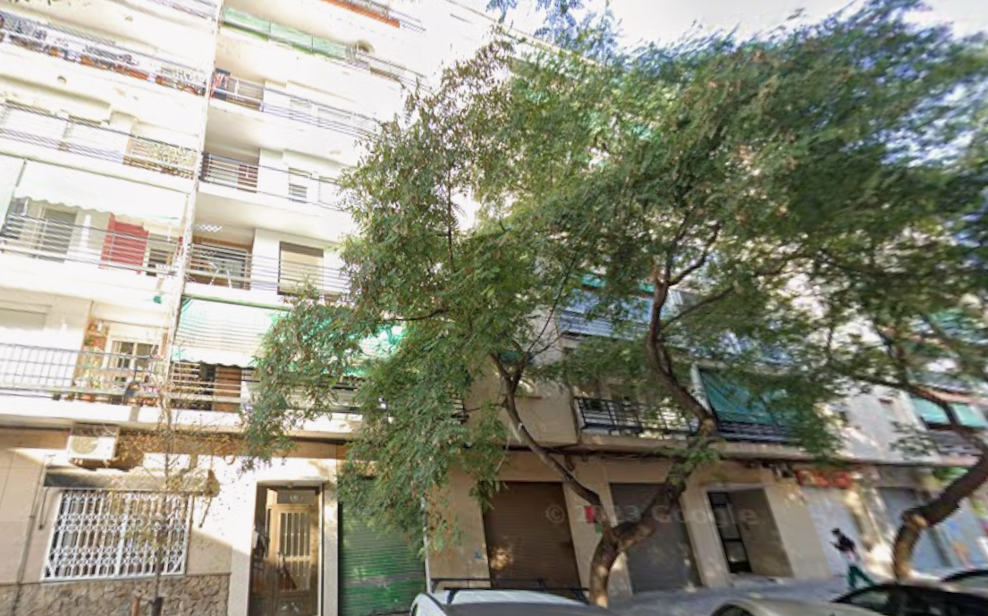 Encuentran cadáver hombre 15 años muerto casa València
