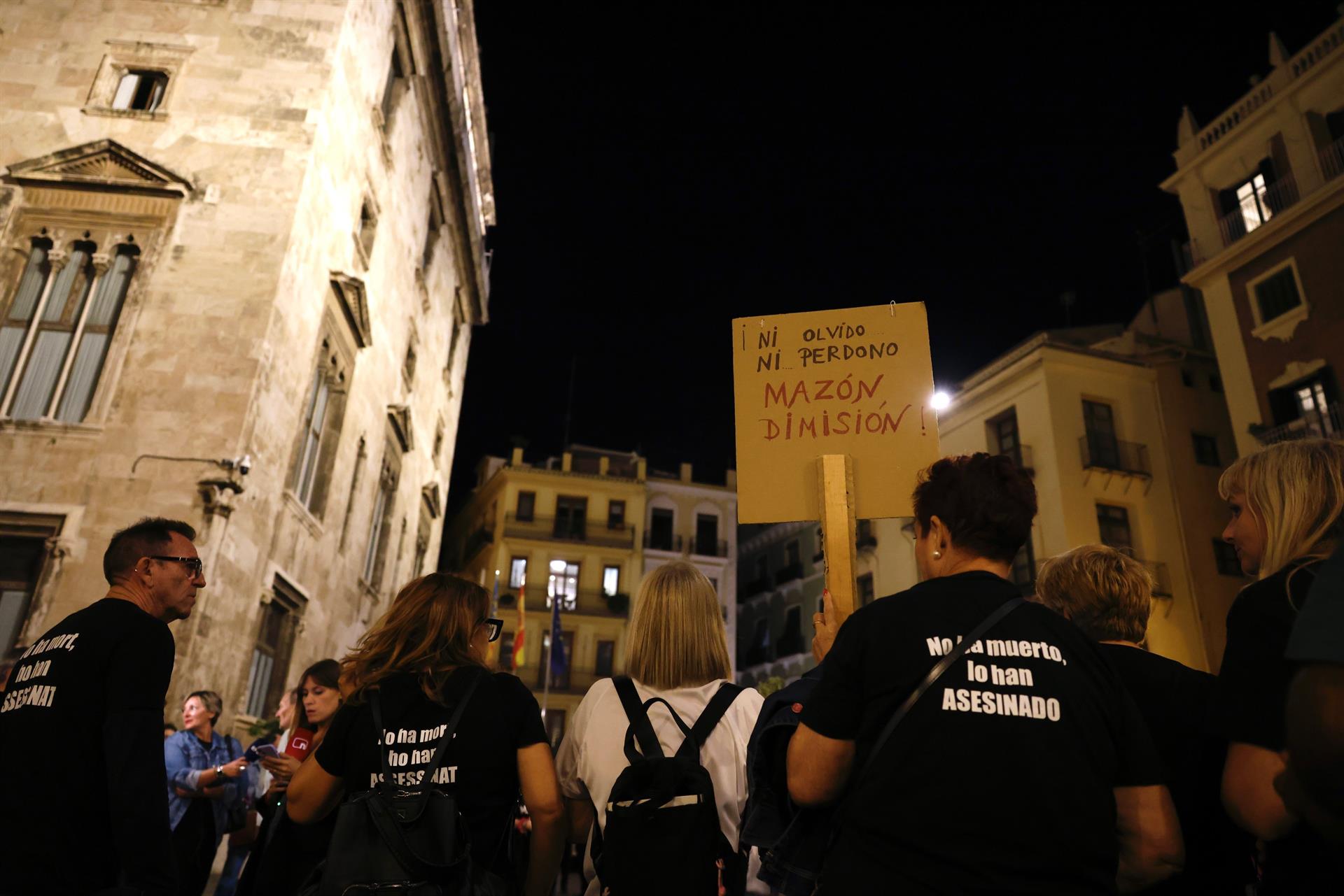 Víctimas DANA Palau Generalitat dimisión Mazón