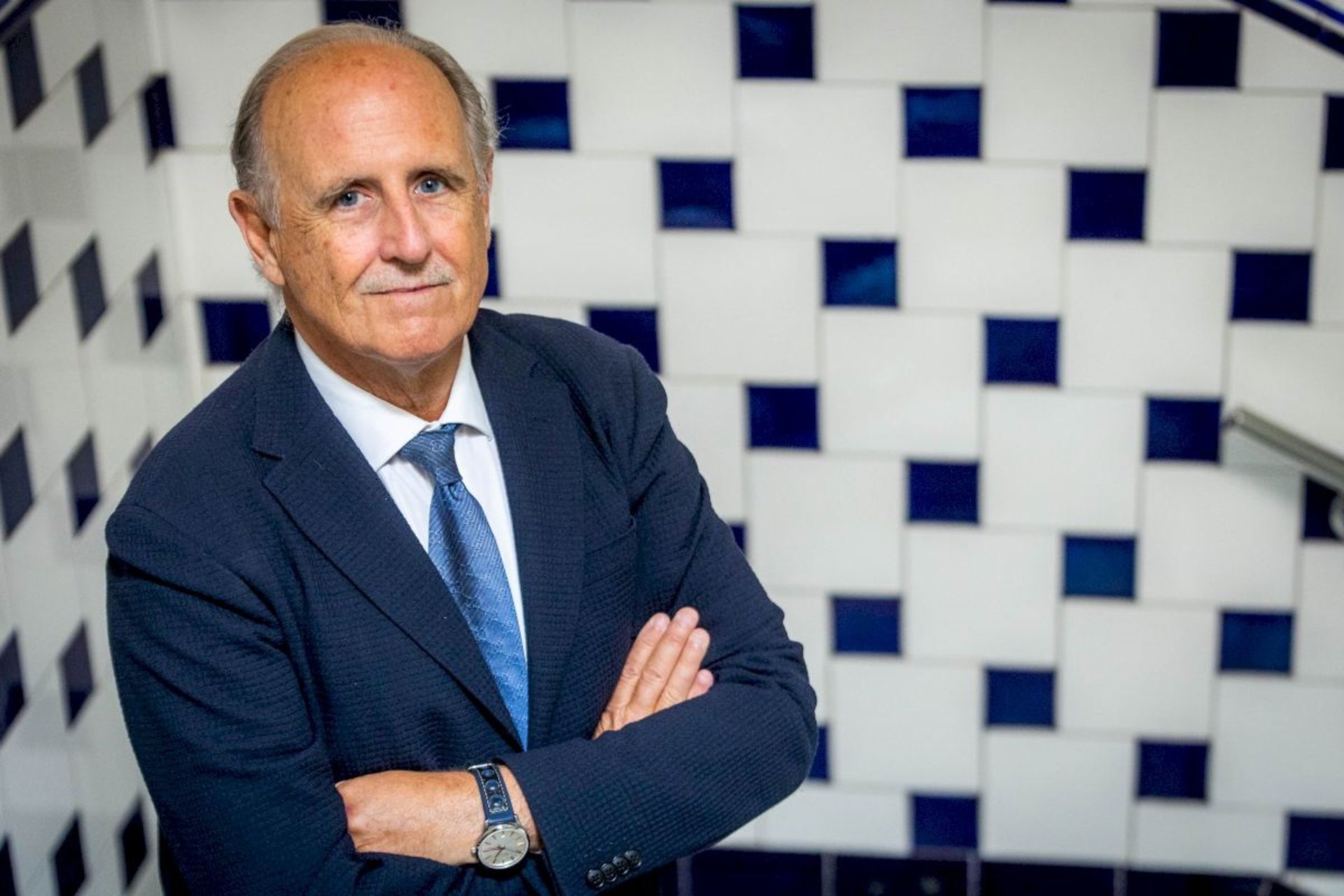 Luis Miralles Casa Caridad