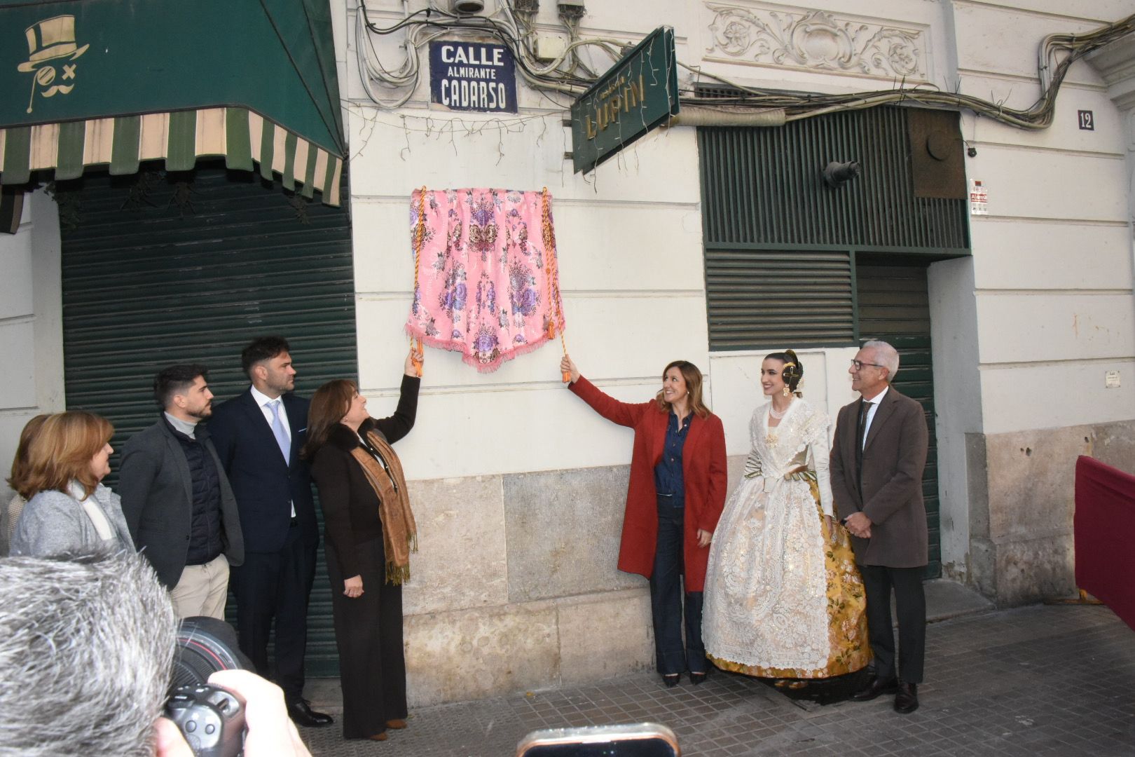 homenaje artista fallero Algarra,