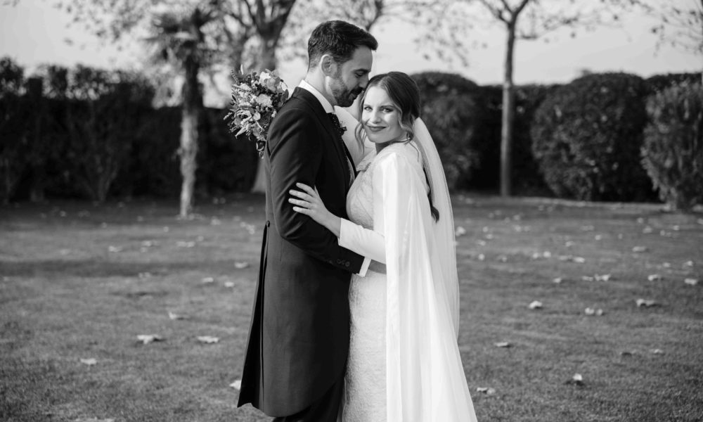 Raquel, hija de Pepe Herrero, y Ángel: una boda fallera y llena de arte en Madrid