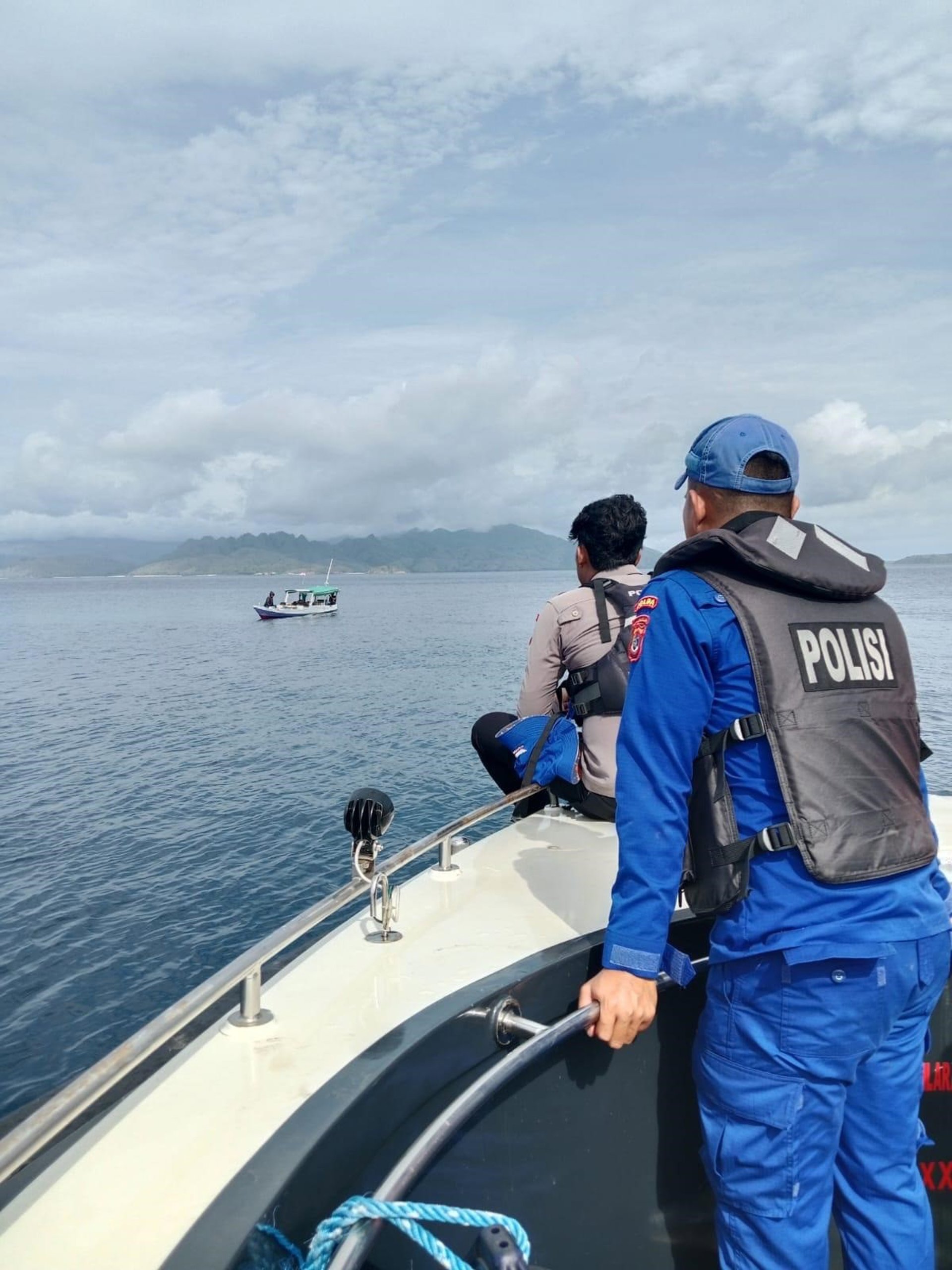 familia valenciana naufragio Indonesia