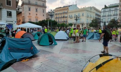 acampada docentes plaza Virgen Valencia