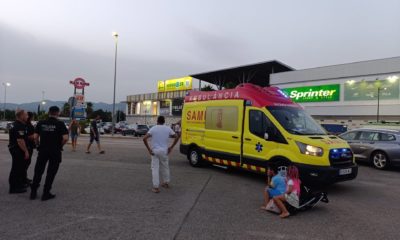Policías Xàtiva salvan vida bebé centro comercial